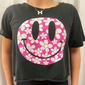 Cute smiley face Altr’d State crop tee.